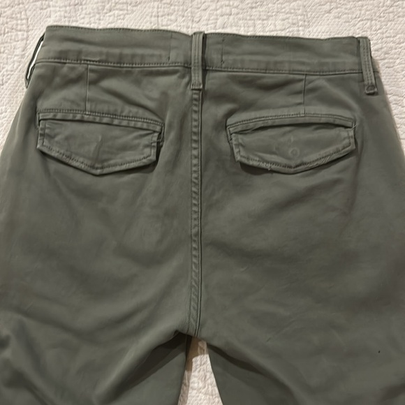 Frame Le Service Skinny Denim Army Green Cargo distressed.  low rise. Size 26 - Picture 8 of 9